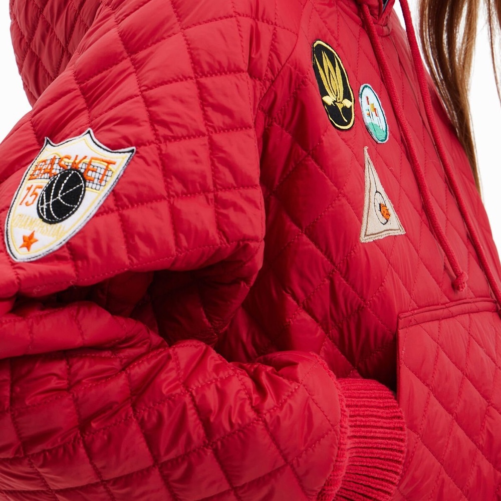 Desigual Women's Red Cropped Quilted Padded Hooded Jacket Size Small - Picture 4 of 12